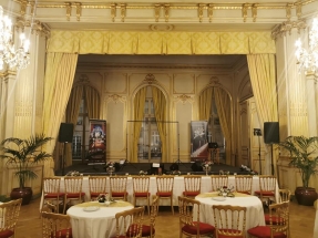 LR EVENEMENTS, Wedding planner, organisateur d'événement, séminaire, lancement de produit, communication, location matériels mariage, création d'événement, impression, mariage, team building